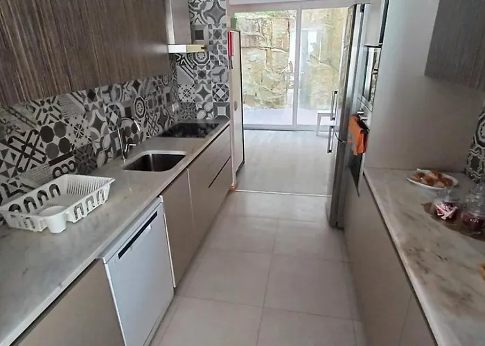 We Are Tourist 民宿 加亚新城