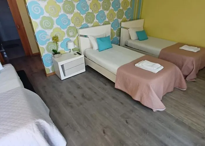 Проживание в семье We Are Tourist *